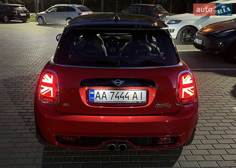 Хетчбек MINI Hatch 2019 в Рівному