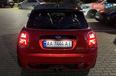 Хетчбек MINI Hatch 2019 в 