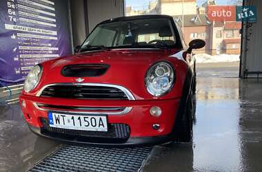 Хэтчбек MINI Hatch 2005 в Червонограде