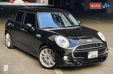 Хэтчбек MINI Hatch 2015 в Киеве