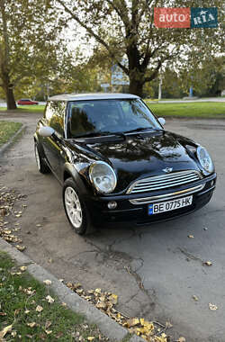 Хэтчбек MINI Hatch 2004 в 