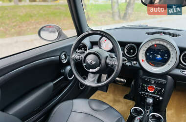 Хетчбек MINI Hatch 2013 в 