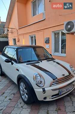 Хэтчбек MINI Hatch 2005 в Одессе