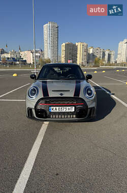 Хэтчбек MINI Hatch 2022 в Киеве