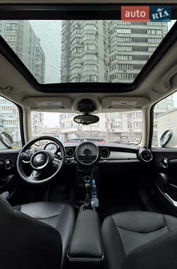 Хэтчбек MINI Hatch 2013 в Киеве фото 5 Хэтчбек MINI Hatch 2013 в Киеве