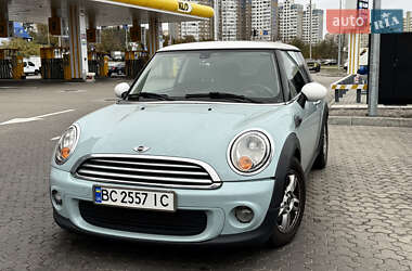Хэтчбек MINI Hatch 2013 в Киеве фото 3 Хэтчбек MINI Hatch 2013 в Киеве