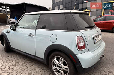 Хэтчбек MINI Hatch 2013 в Киеве фото 4 Хэтчбек MINI Hatch 2013 в Киеве