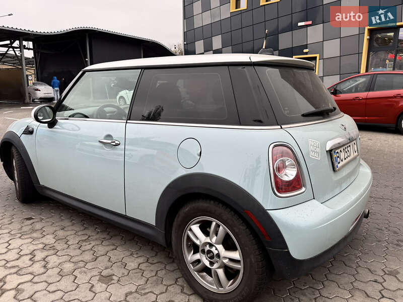 Хэтчбек MINI Hatch 2013 в Киеве фото 4 Хэтчбек MINI Hatch 2013 в Киеве