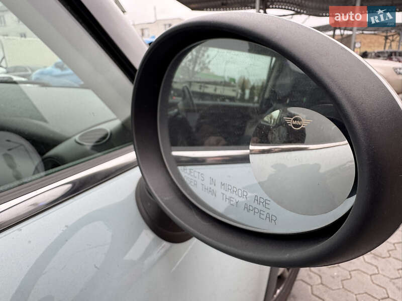 Хэтчбек MINI Hatch 2013 в Киеве