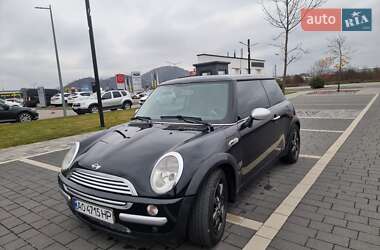 Хэтчбек MINI Hatch 2003 в Мукачево