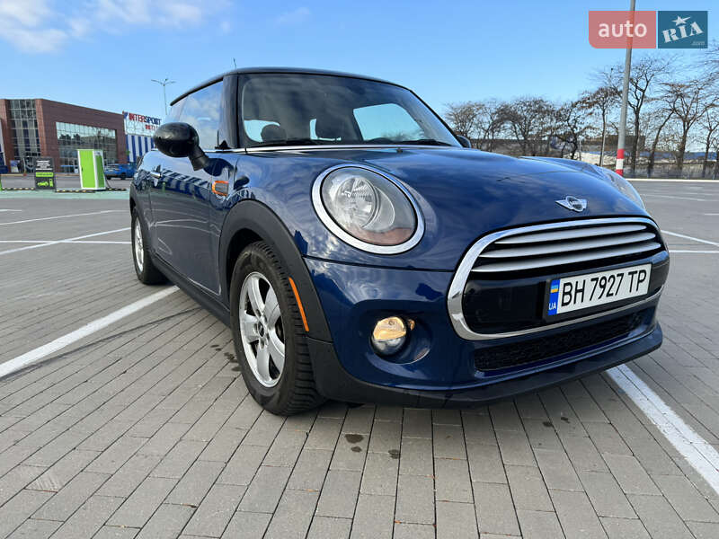 Хэтчбек MINI Hatch 2014 в Одессе
