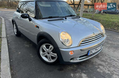 Хэтчбек MINI Hatch 2004 в Дрогобыче