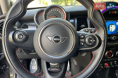 Хэтчбек MINI Hatch 2018 в 