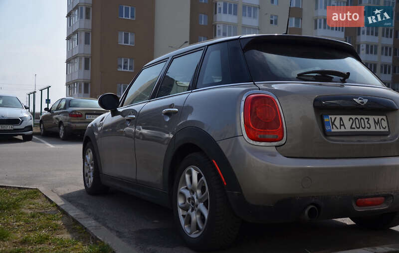 Хетчбек MINI Hatch 2017 в Білогородці