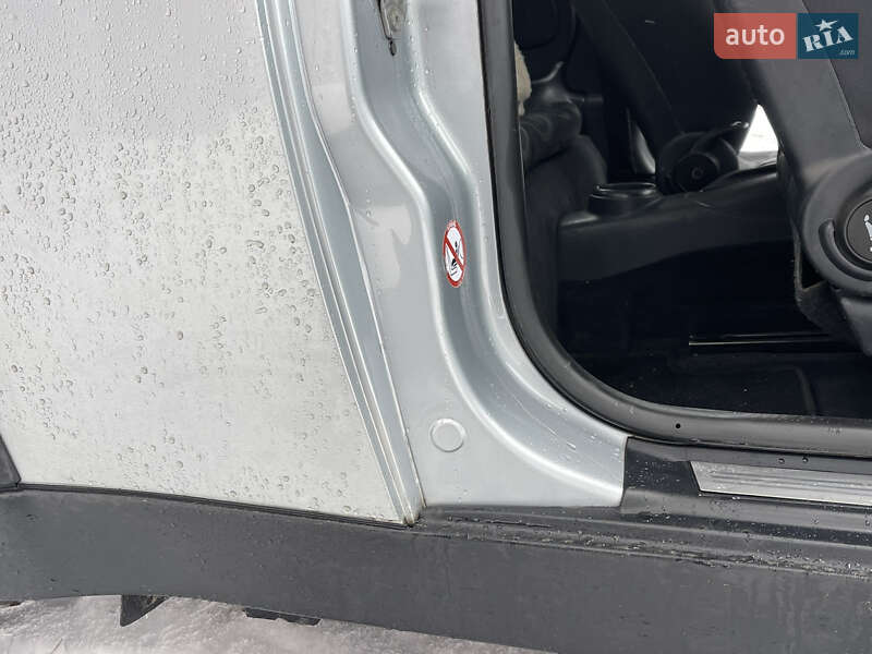 Хетчбек MINI Hatch 2003 в Житомирі