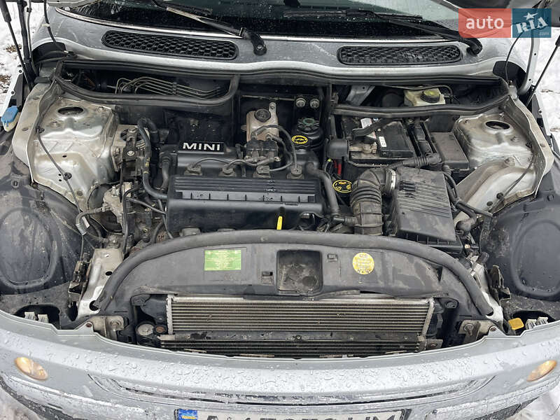 Хетчбек MINI Hatch 2003 в Житомирі