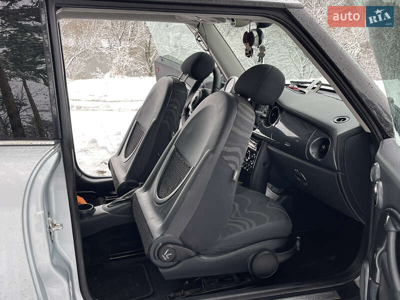 Хетчбек MINI Hatch 2003 в Житомирі