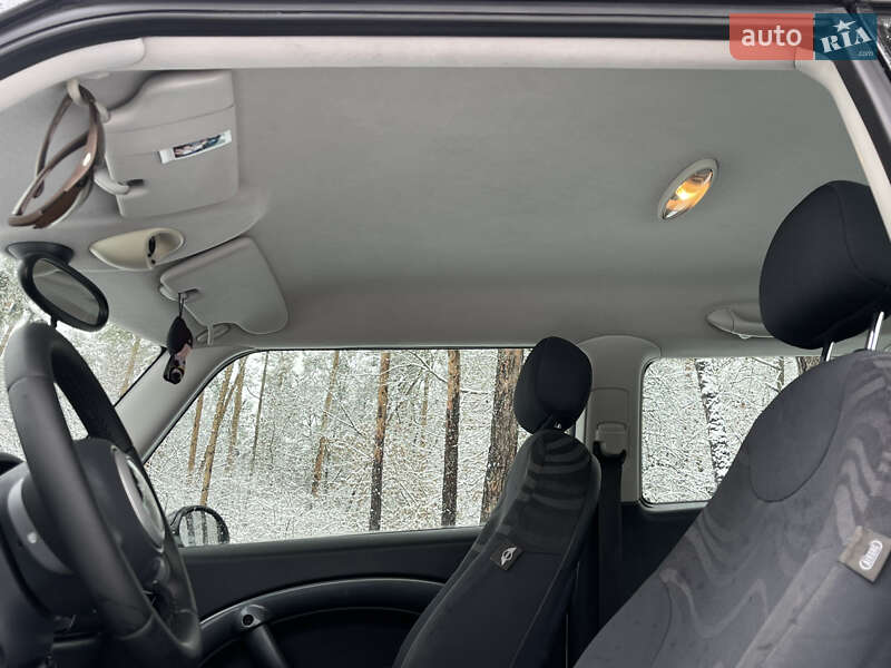 Хетчбек MINI Hatch 2003 в Житомирі
