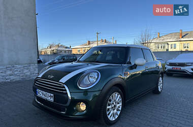 Хэтчбек MINI Hatch 2015 в Луцке