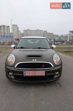 Хэтчбек MINI Hatch 2011 в 
