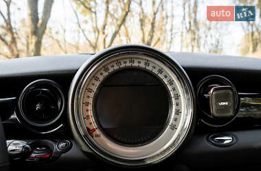 Хэтчбек MINI Hatch 2009 в 