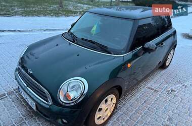 Хетчбек MINI Hatch 2010 в Радивиліві