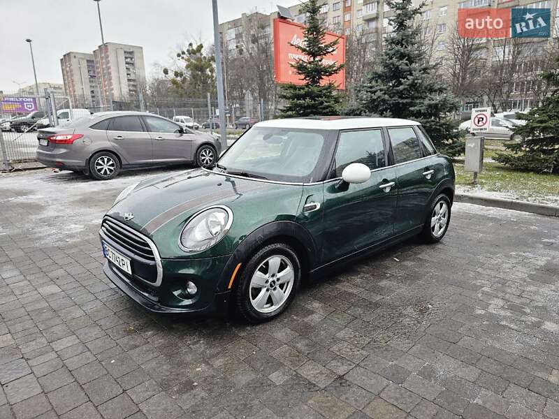 Хетчбек MINI Hatch 2015 в Львові