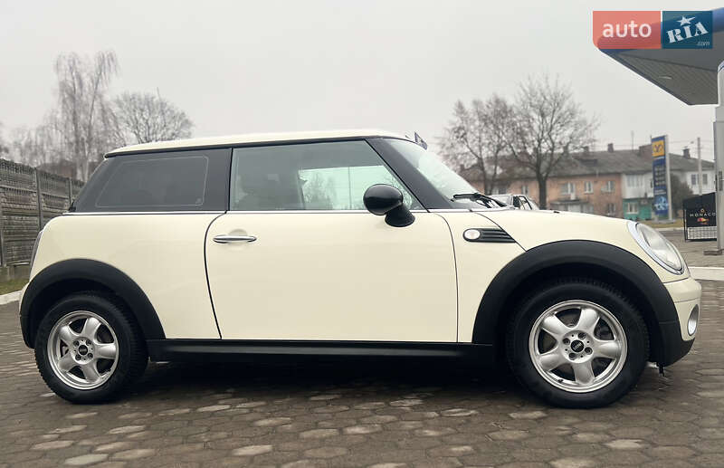 Хетчбек MINI Hatch 2008 в Рівному