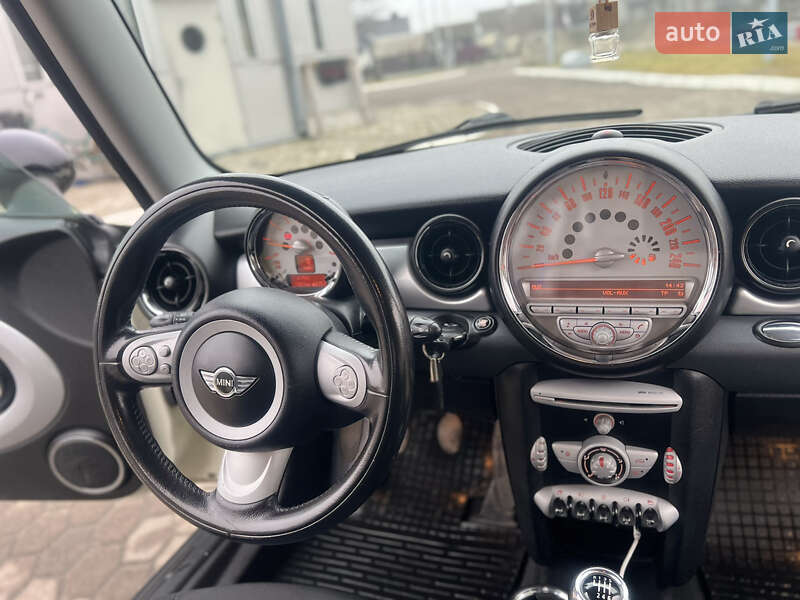 Хетчбек MINI Hatch 2008 в Рівному