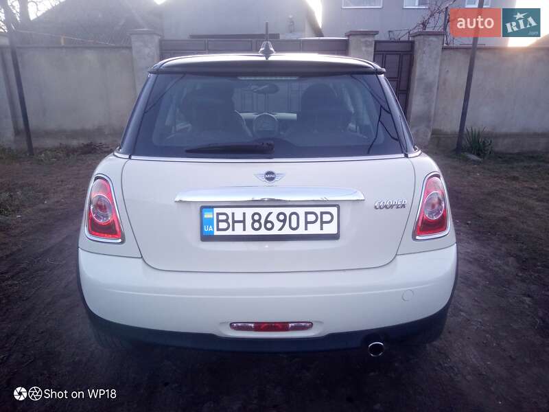 Хэтчбек MINI Hatch 2013 в Раздельной