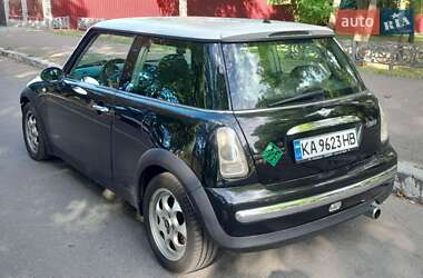 Хетчбек MINI Hatch 2002 в Малині