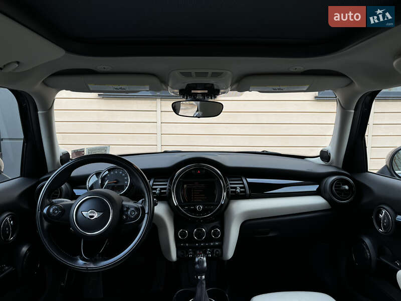 Хетчбек MINI Hatch 2015 в Києві