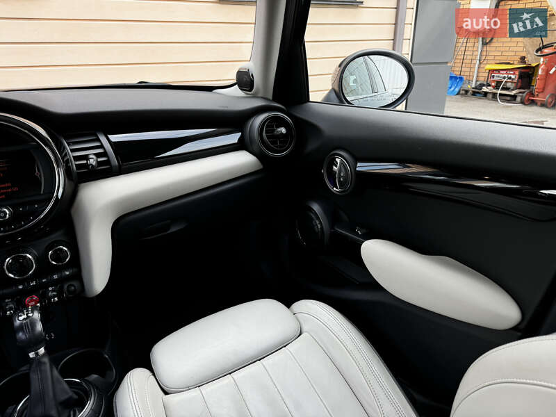 Хетчбек MINI Hatch 2015 в Києві