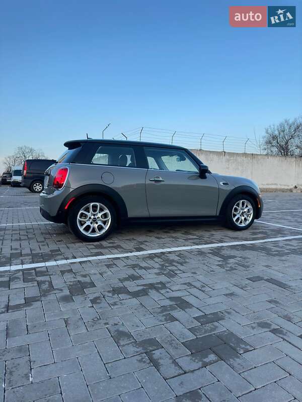 Хетчбек MINI Hatch 2020 в Києві