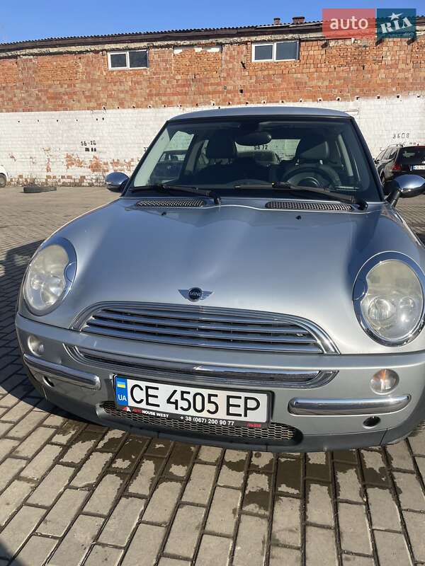 Хетчбек MINI Hatch 2003 в Чернівцях