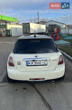 Хэтчбек MINI Hatch 2009 в 