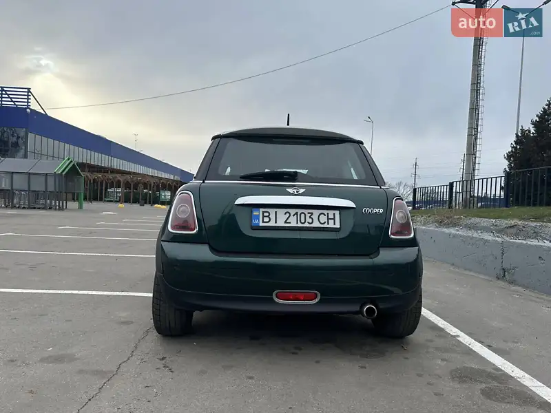 Хэтчбек MINI Hatch 2008 в 