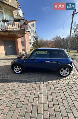 Хэтчбек MINI Hatch 2004 в 
