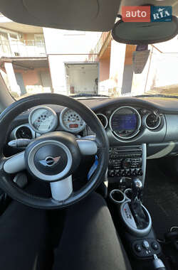 Хэтчбек MINI Hatch 2004 в 