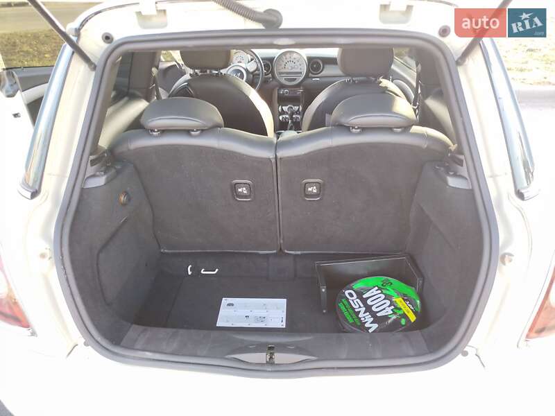 Хетчбек MINI Hatch 2010 в 