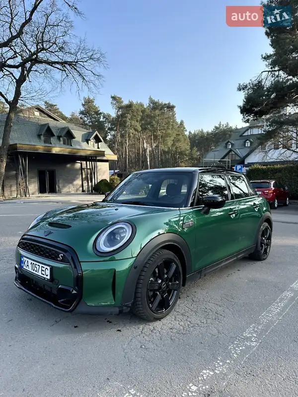Хетчбек MINI Hatch 2021 в 