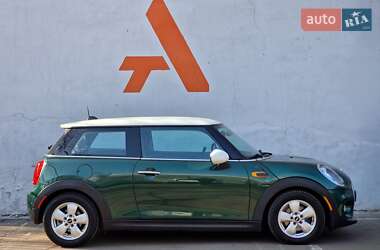 Хэтчбек MINI Hatch 2015 в 