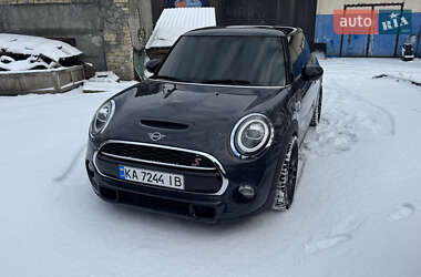 Хетчбек MINI Hatch 2014 в Києві