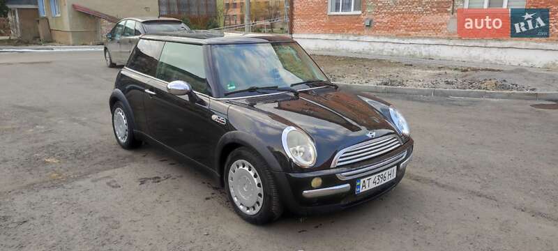 Хетчбек MINI Hatch 2003 в 