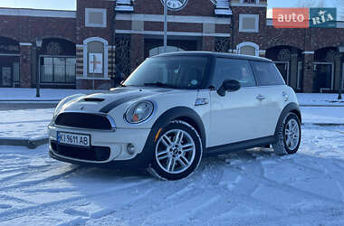 Хэтчбек MINI Hatch 2012 в Киеве