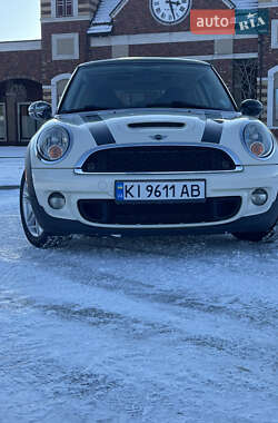 Хэтчбек MINI Hatch 2012 в Киеве