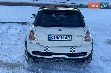 Хэтчбек MINI Hatch 2012 в Киеве