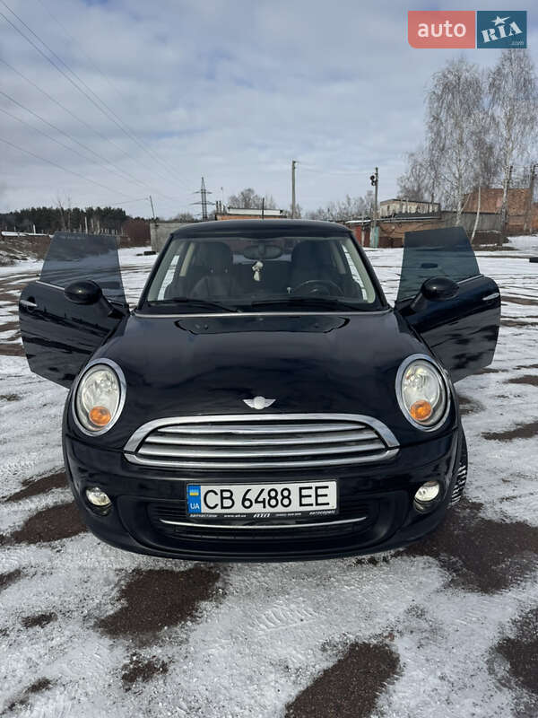 Хэтчбек MINI Hatch 2013 в Чернигове