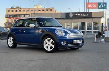 Хэтчбек MINI Hatch 2006 в 