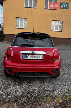 Хэтчбек MINI Hatch 2014 в Львове